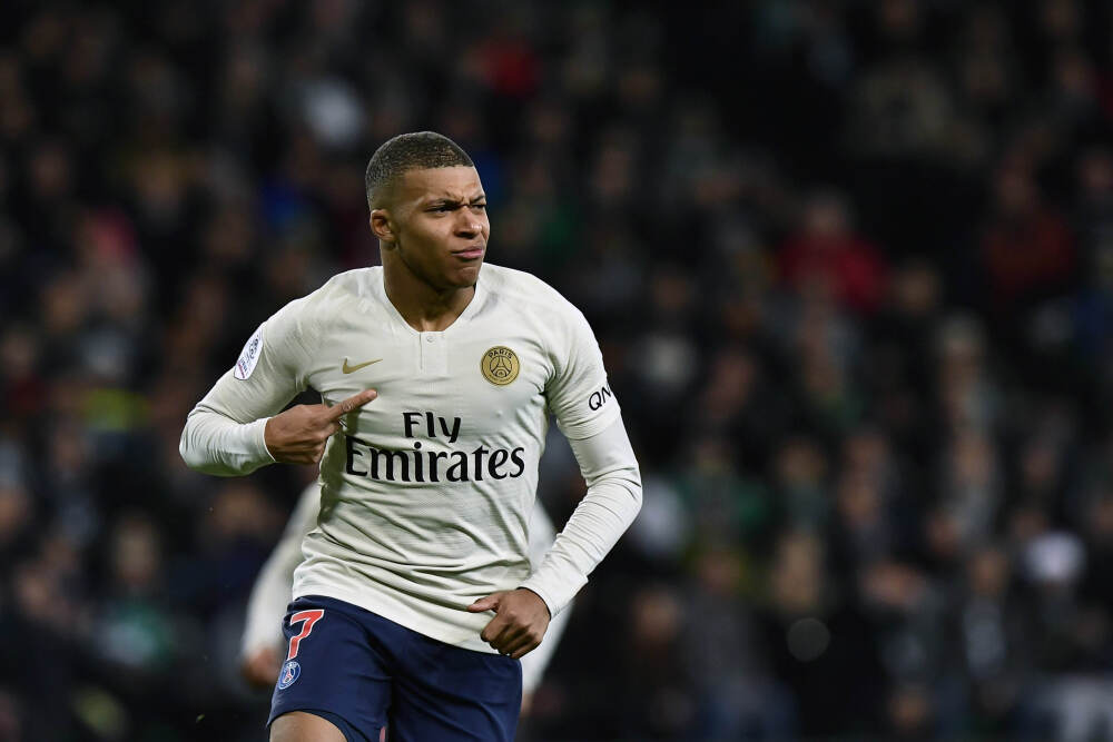 微软与IREN签署97亿美元合同，采购英伟达芯片